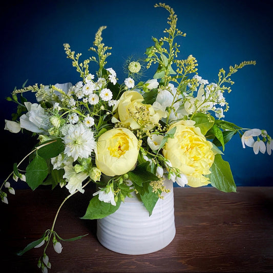 Autumn Vase Arrangement Ideas: Stunning Seasonal Displays for Every Home